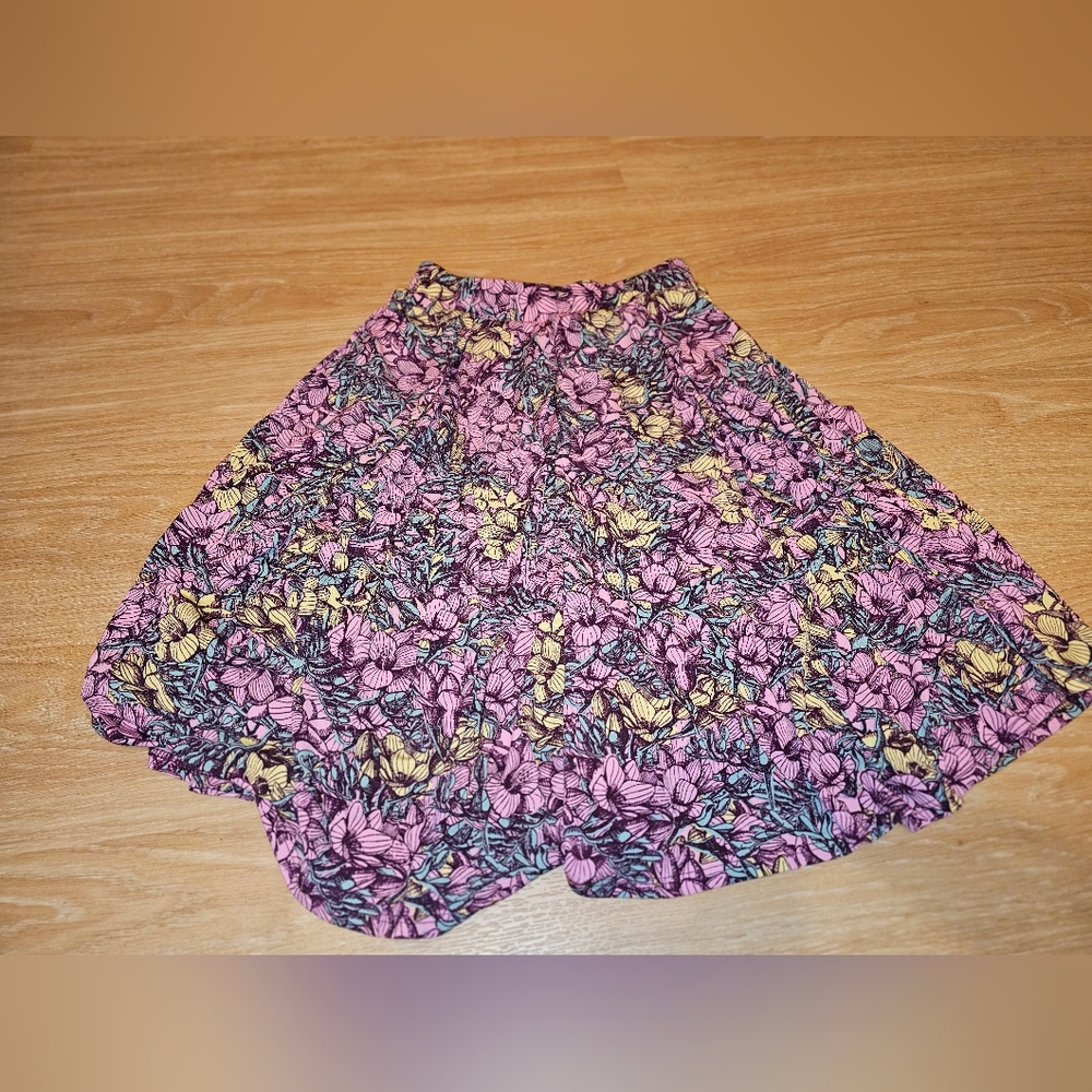 Lularoe skirt with pockets